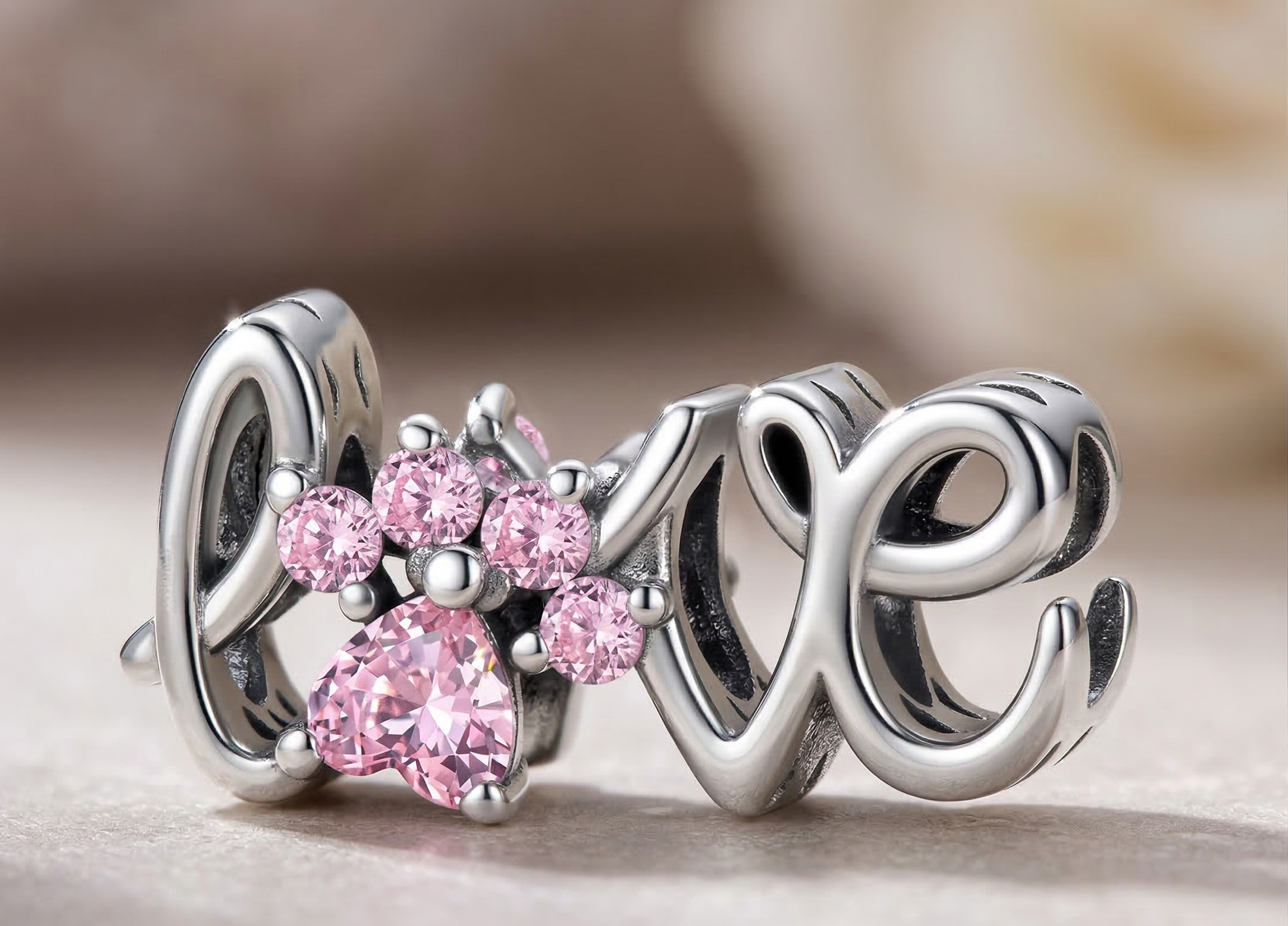 Charm Amor en rosa
