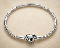Pulsera corazon huellita