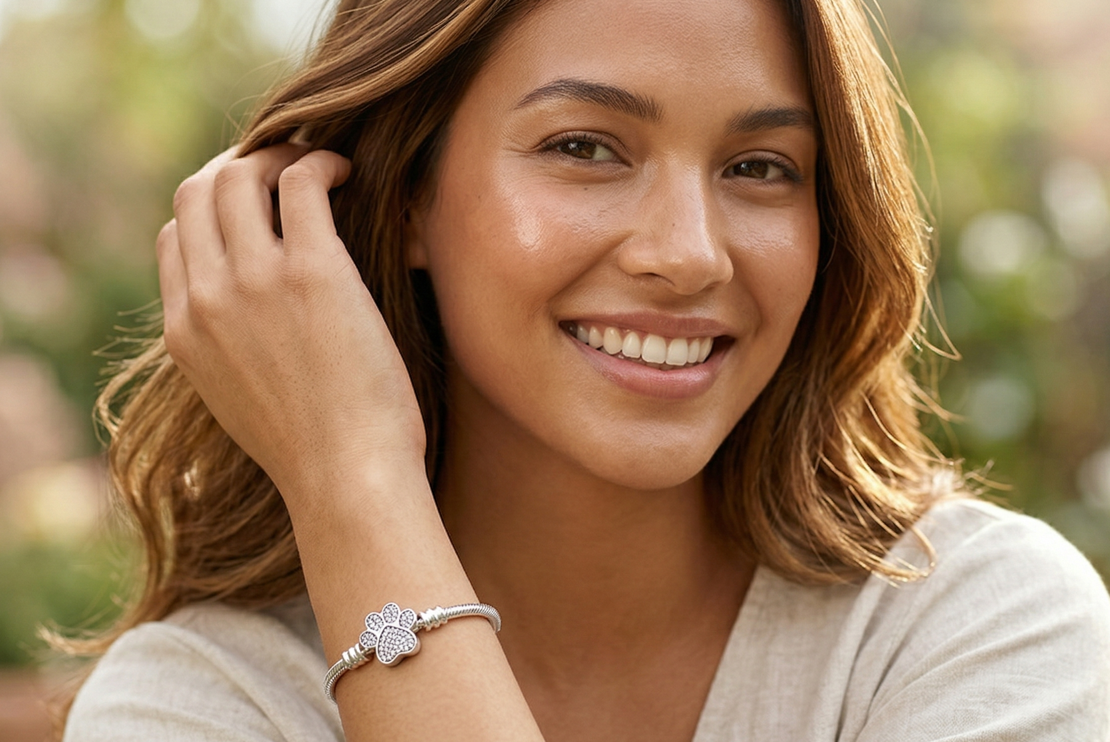 Pulsera pata plateada
